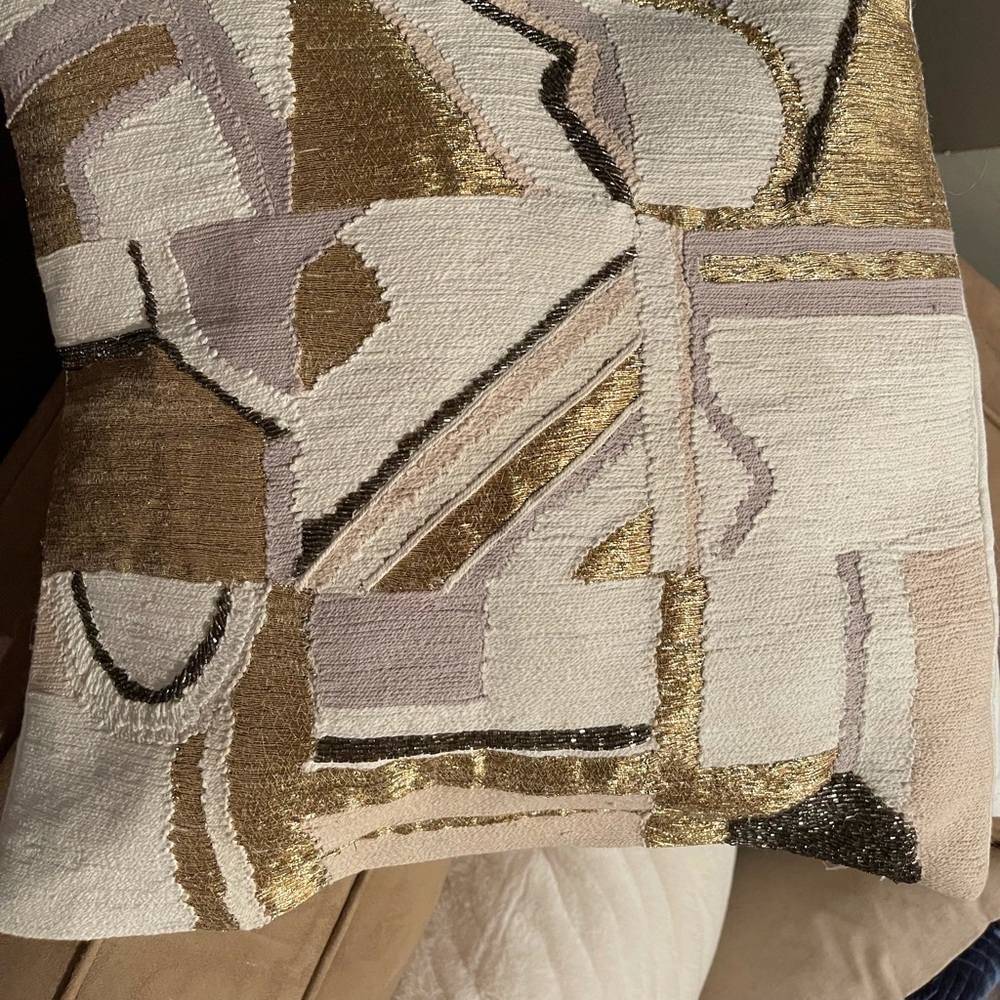 eautiful, in excellent condition, pillow cover from West Elm. Cover only.